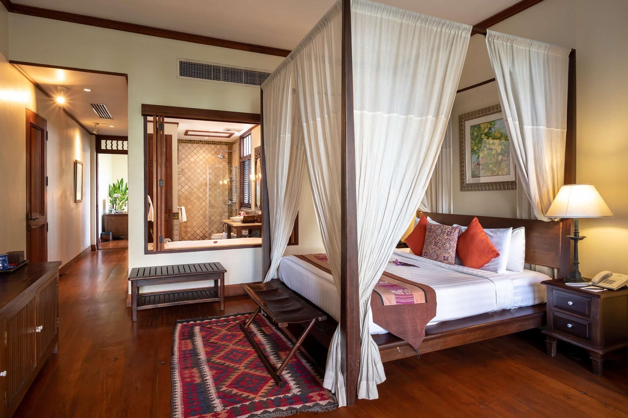 Ariyasom Villa Bangkok Bagian luar foto