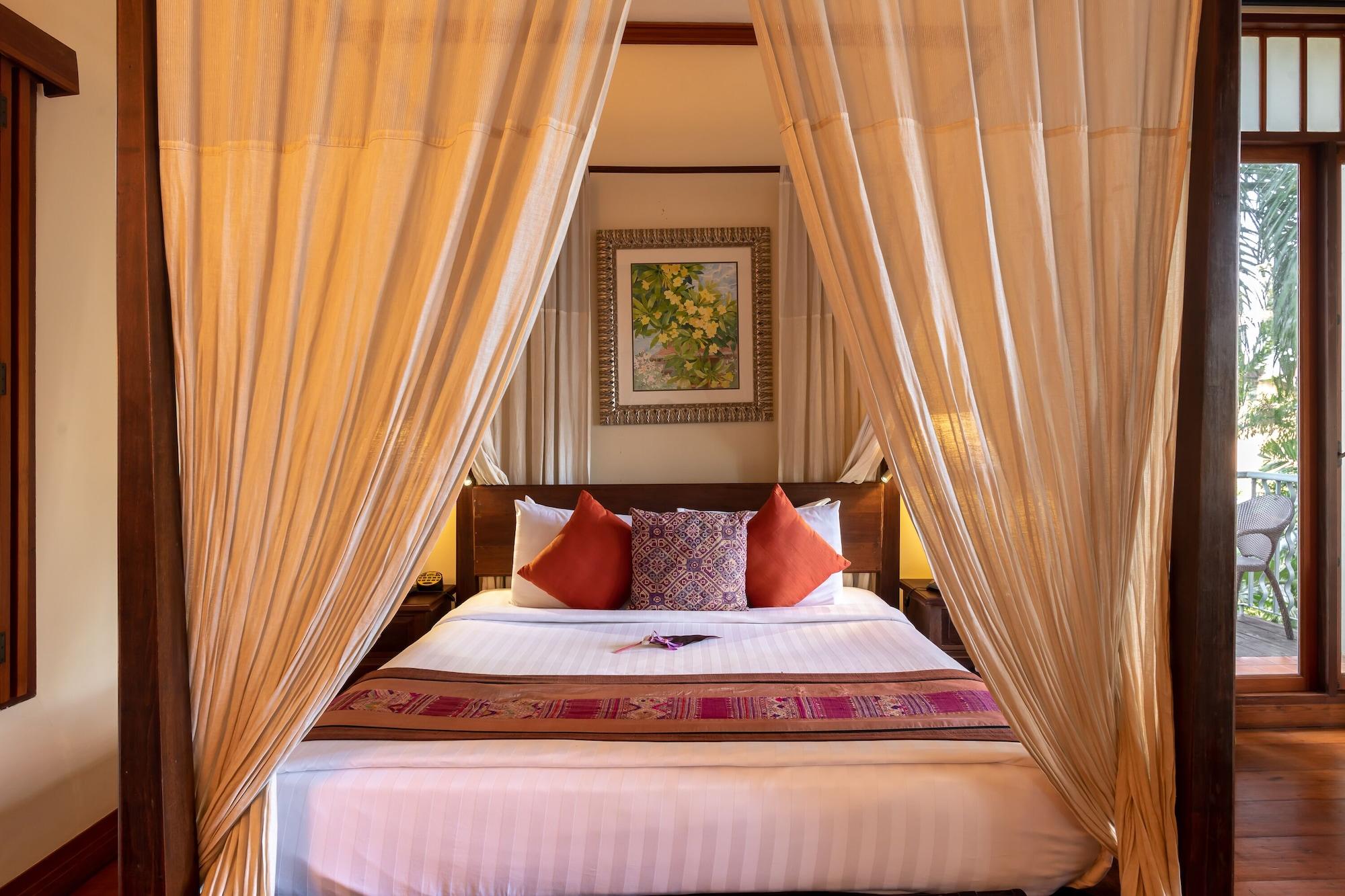 Ariyasom Villa Bangkok Bagian luar foto
