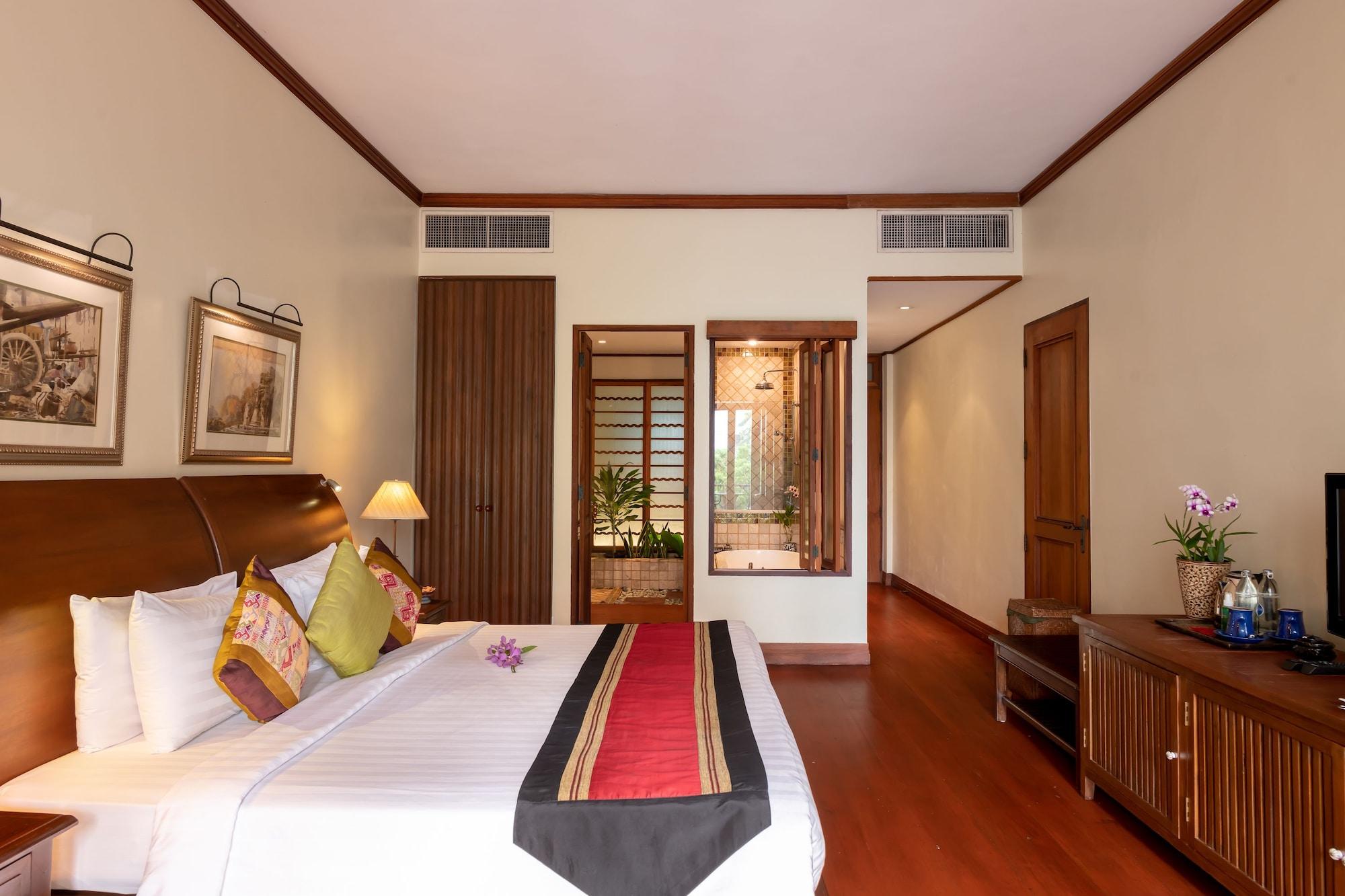Ariyasom Villa Bangkok Bagian luar foto