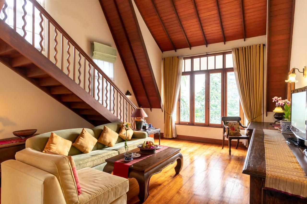 Ariyasom Villa Bangkok Bagian luar foto