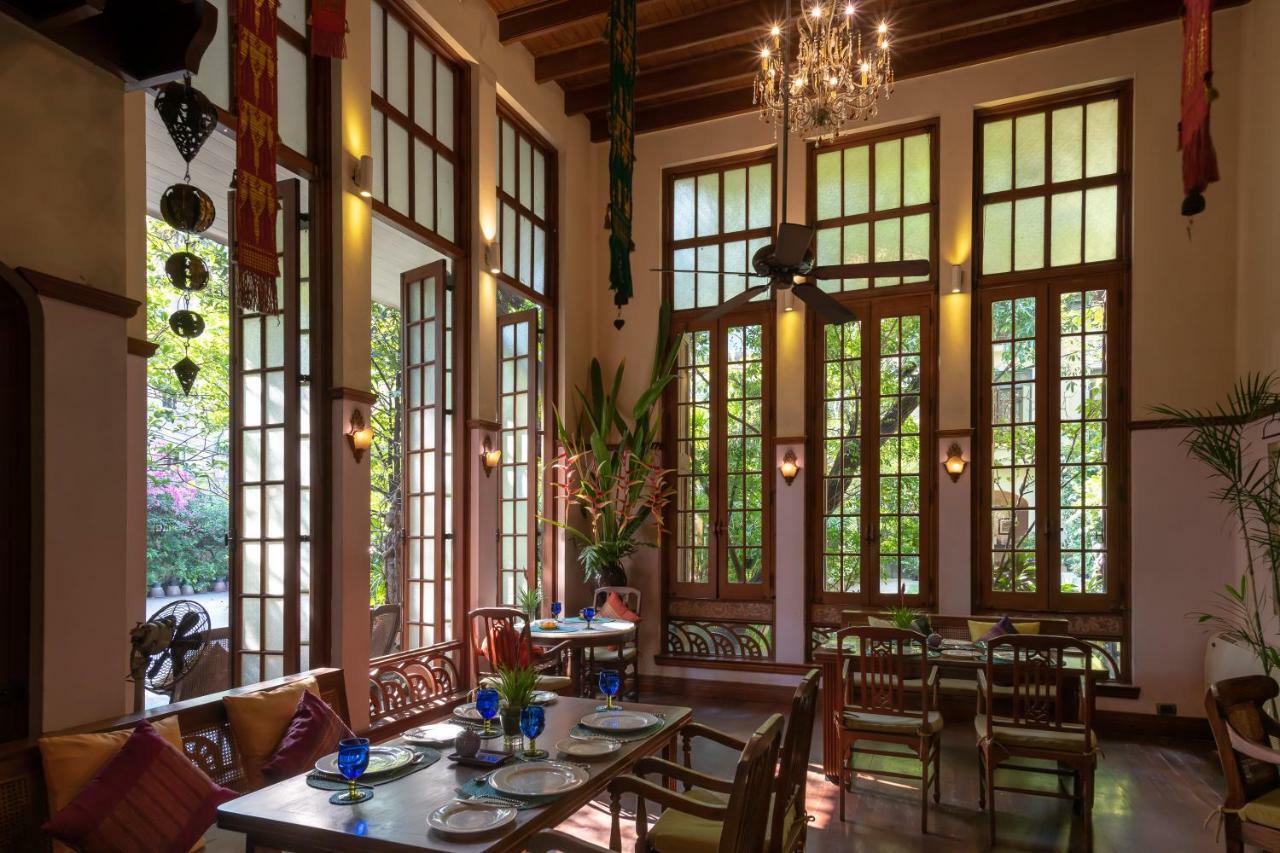 Ariyasom Villa Bangkok Bagian luar foto